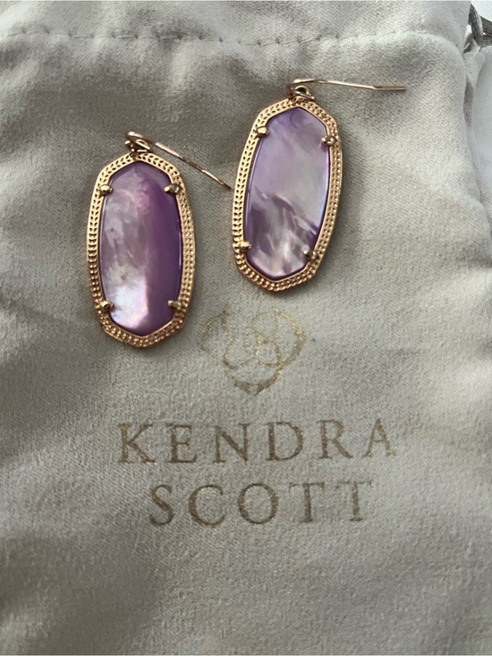 Kendra Scott Jewelry - Kendra Scott Elyse Drop Earrings in Lavender with Gold